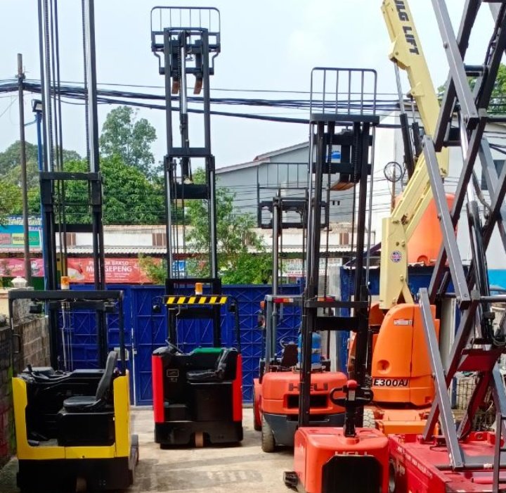 Reach Truck Helift