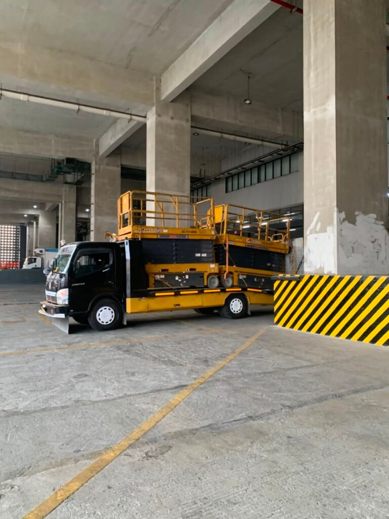 Sewa Scissor lift XCMG 8 - 16 meter jabodetabek