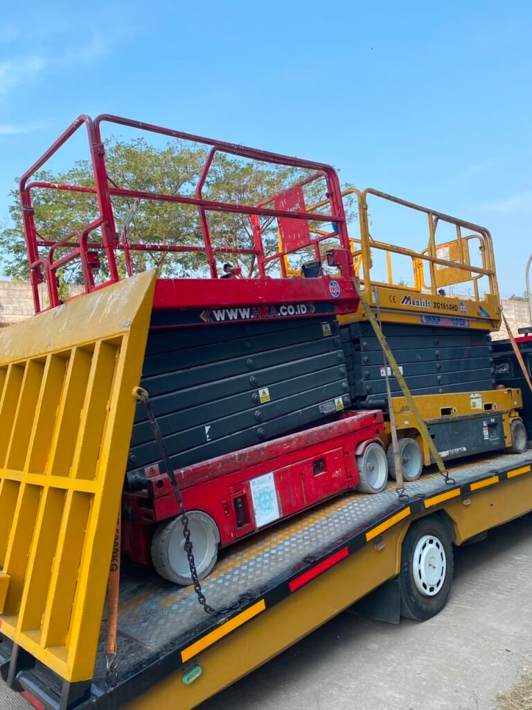 2 Unit Manlift scissor lift rental