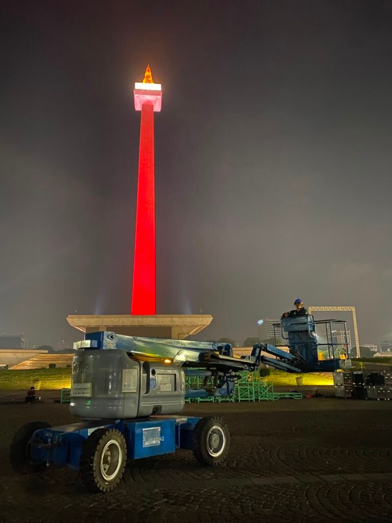Product Boom Lift 16 meter - PT. Hasta Karya Ananta